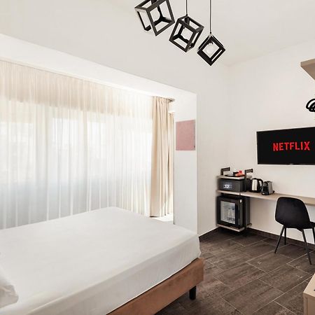 Adelante Rooms San Giovanni Rome Exterior photo