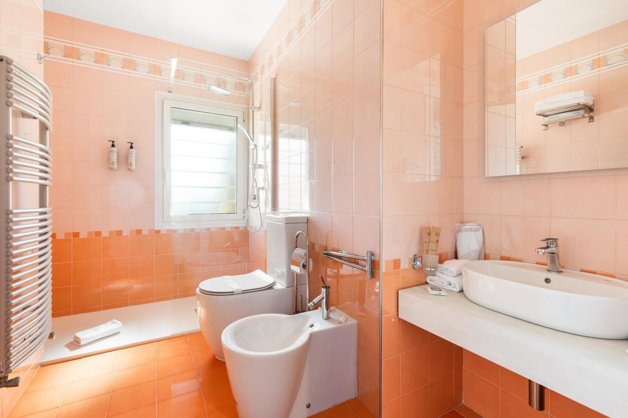 Adelante Rooms San Giovanni Rome Exterior photo