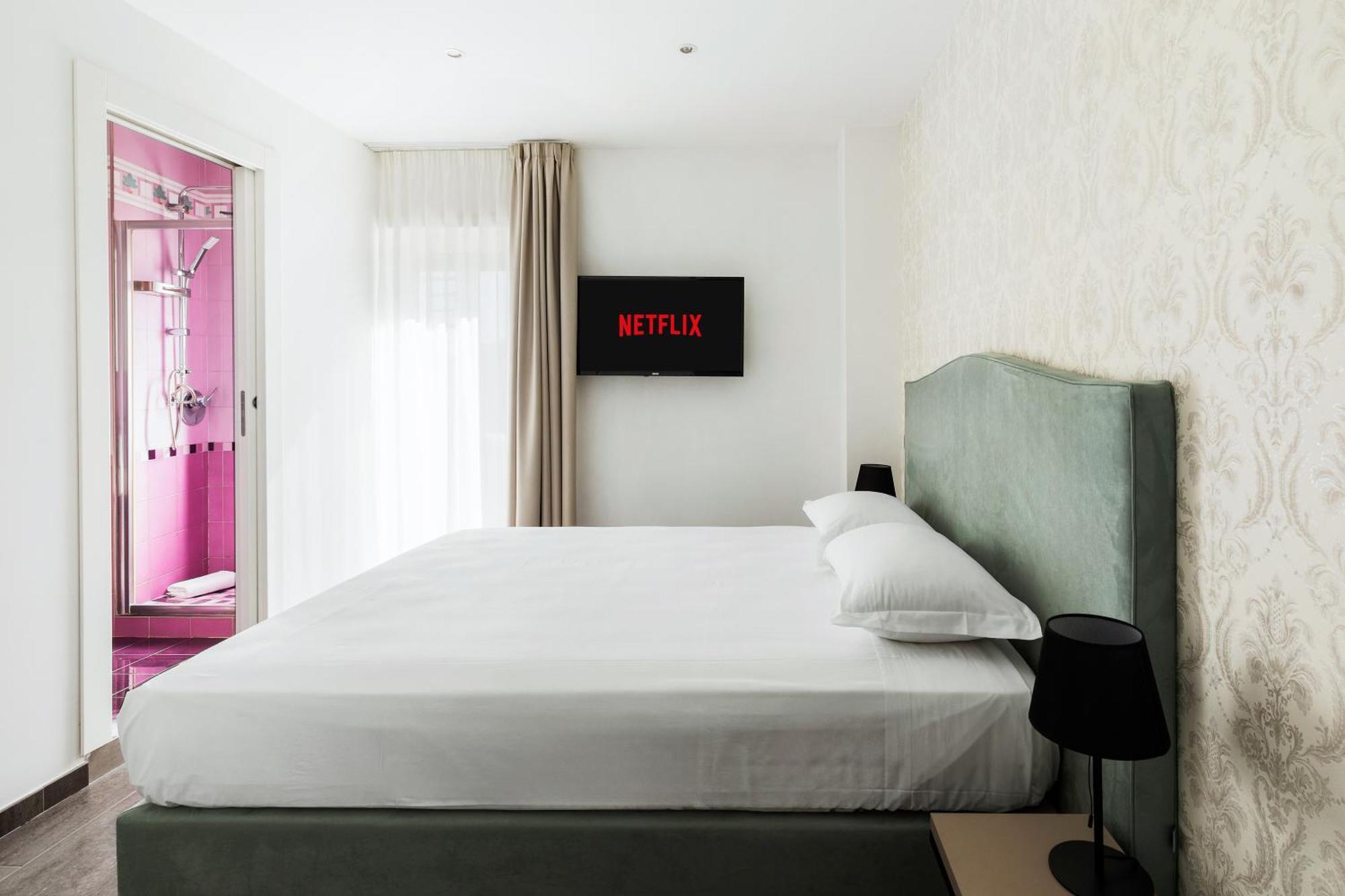 Adelante Rooms San Giovanni Rome Exterior photo